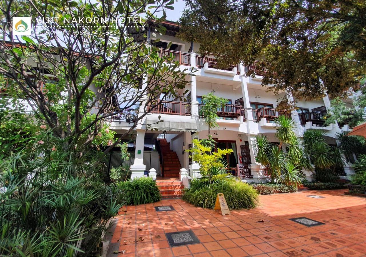 Vijit Nakorn Hotel Sisaket المظهر الخارجي الصورة