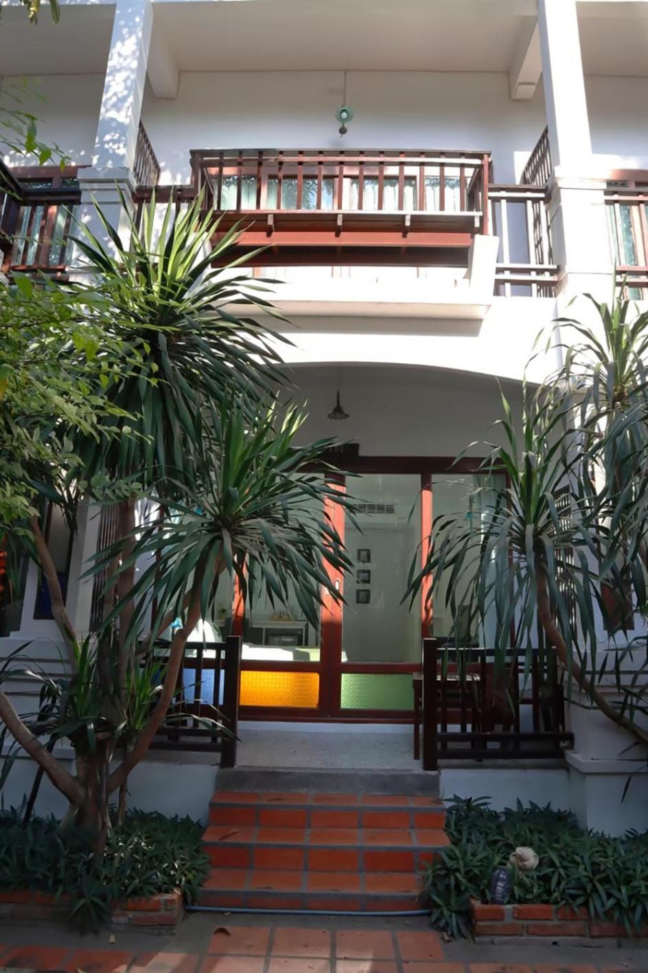 Vijit Nakorn Hotel Sisaket الغرفة الصورة